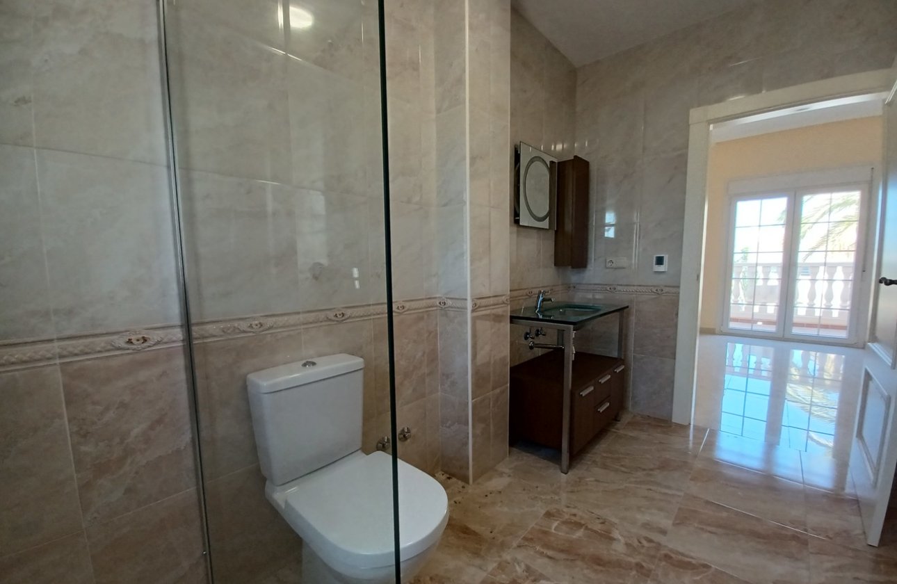 Herverkoop - Villa -
Cabo Roig - Costa Blanca