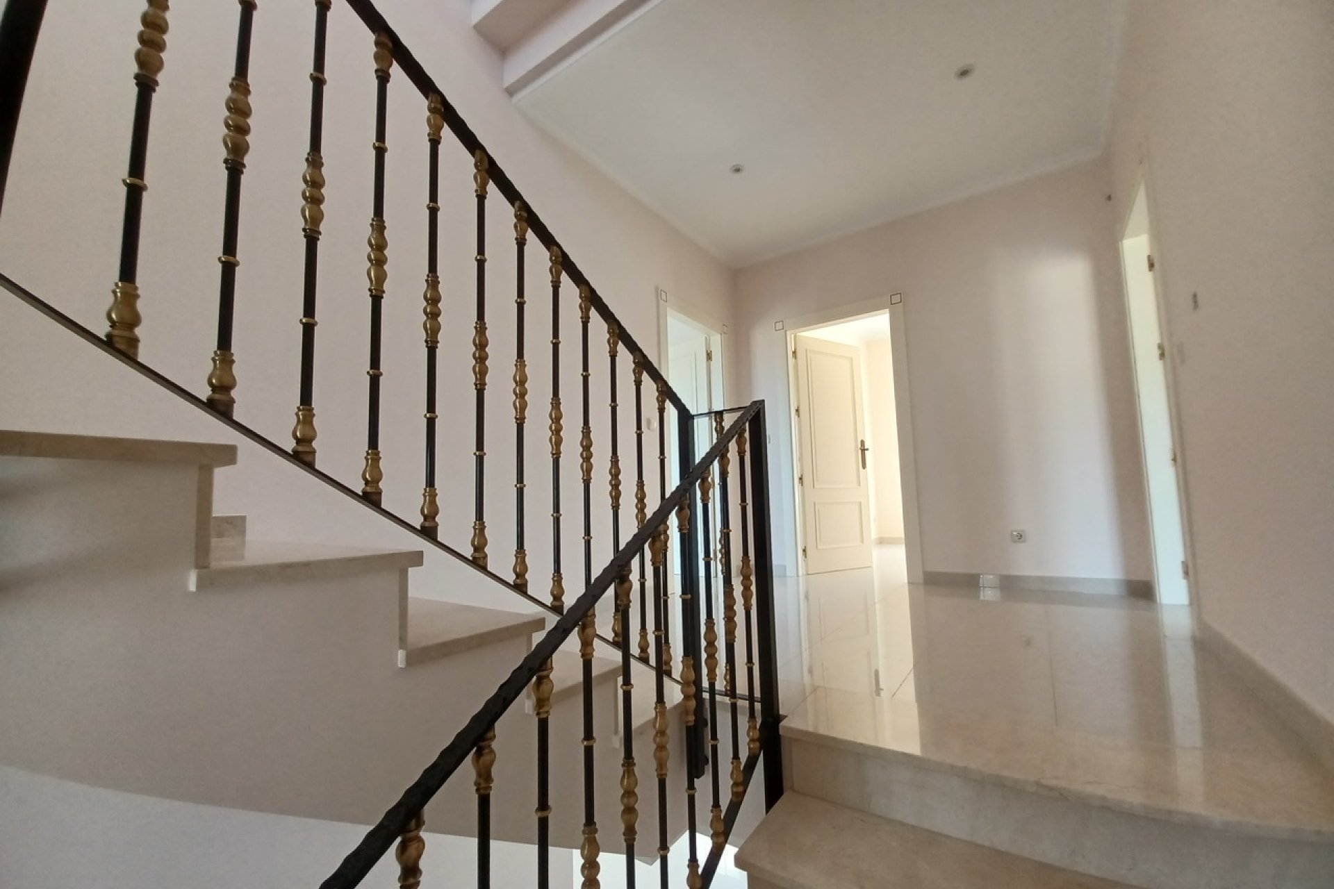 Herverkoop - Villa -
Cabo Roig - Costa Blanca