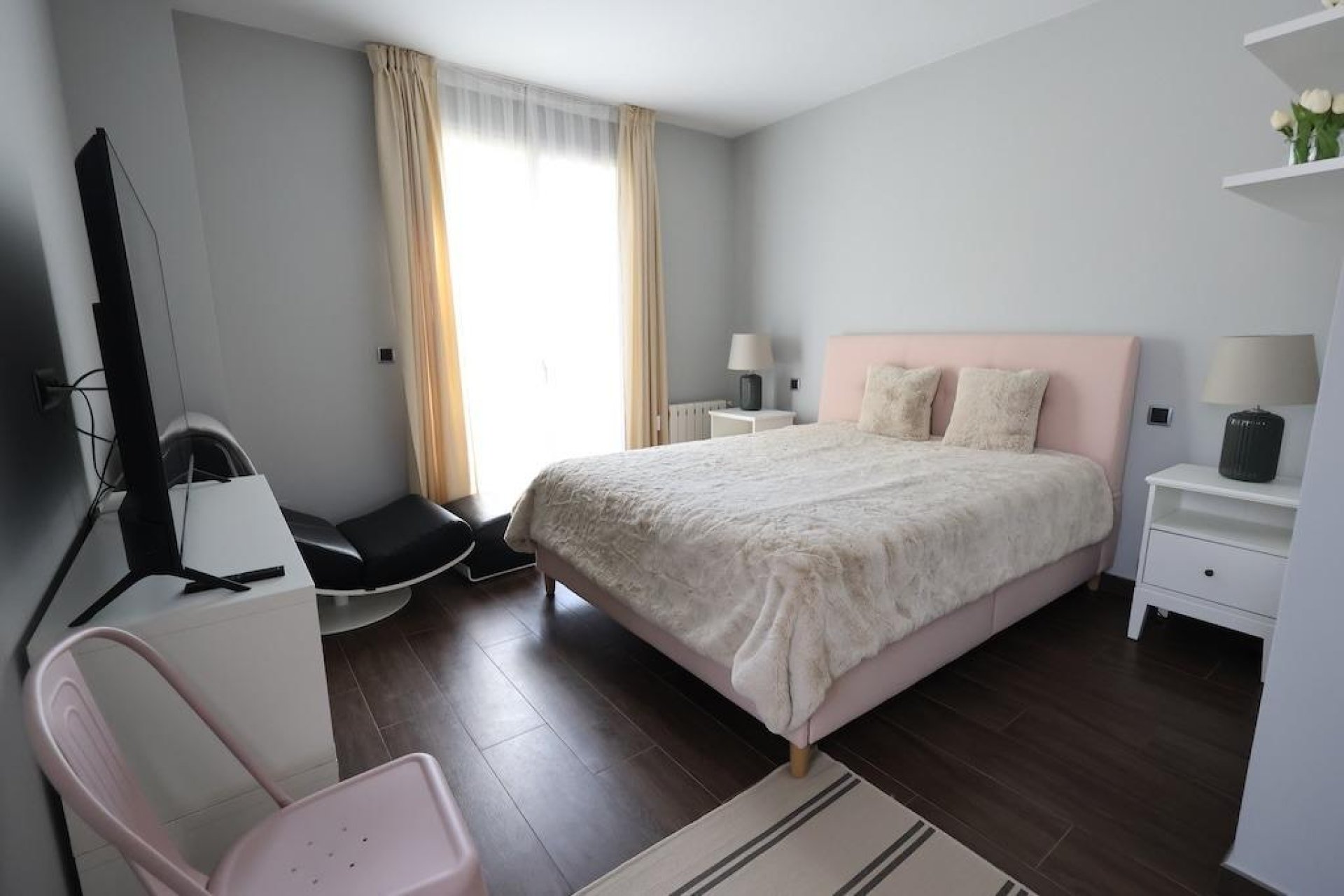 Herverkoop - Villa -
Cabo Roig - Costa Blanca