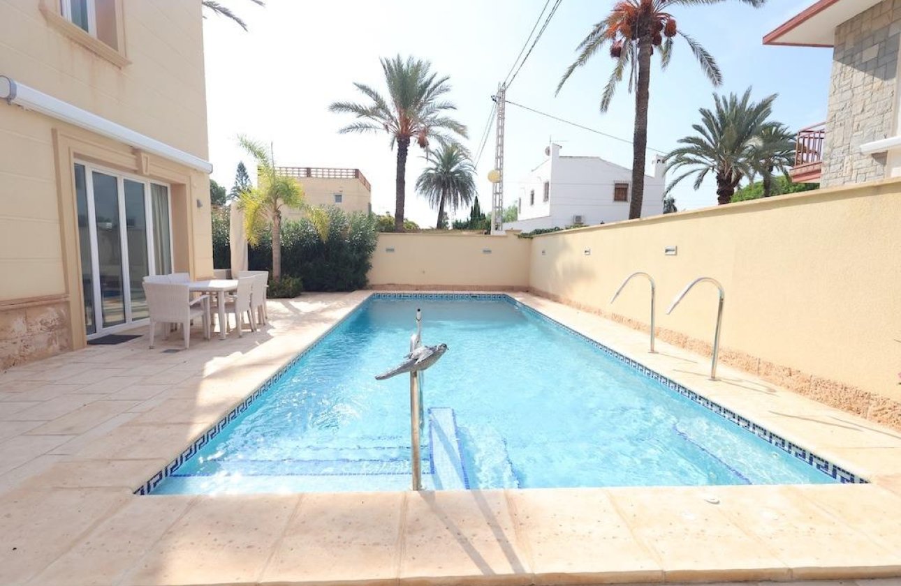 Herverkoop - Villa -
Cabo Roig - Costa Blanca