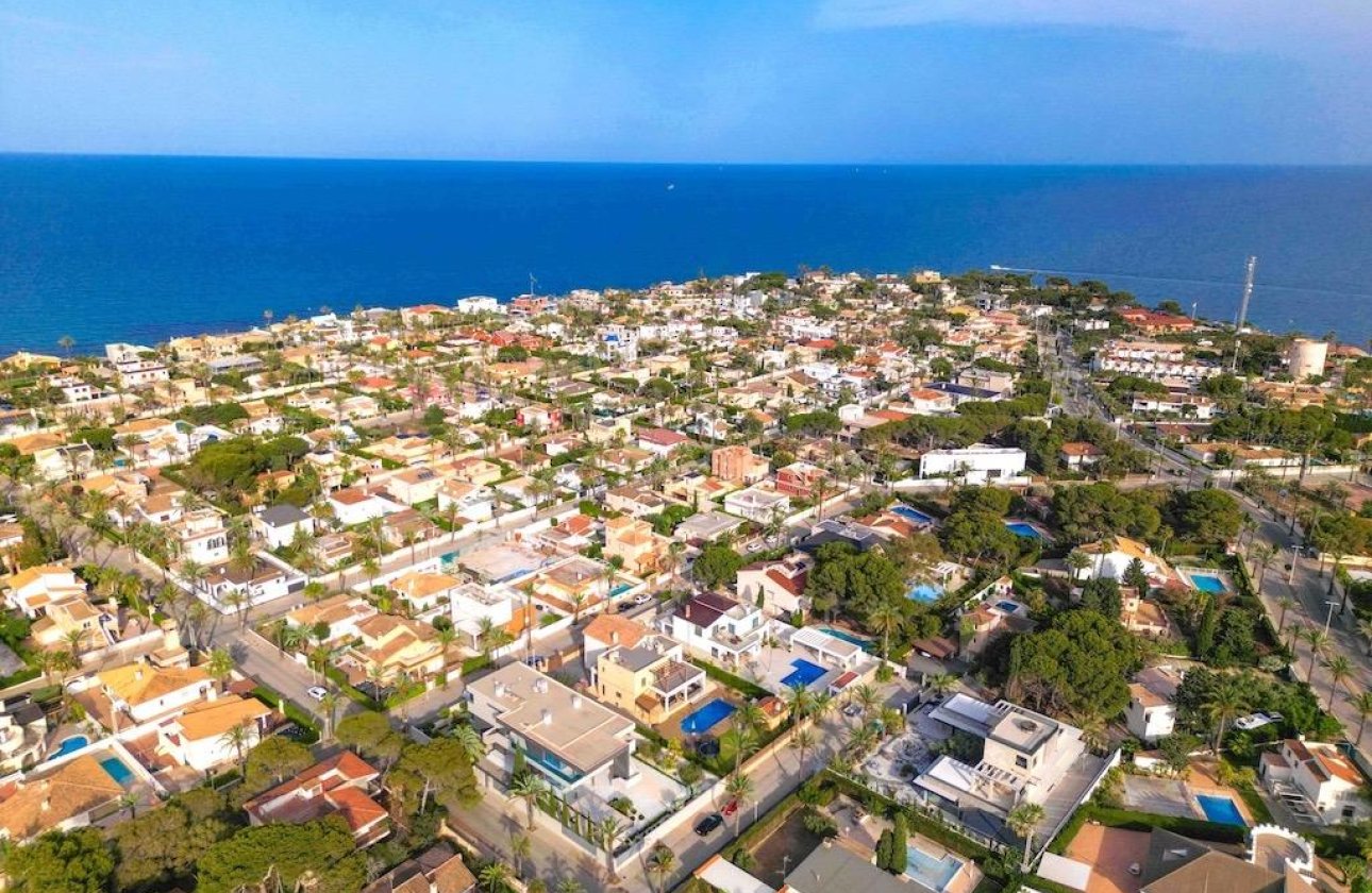 Herverkoop - Villa -
Cabo Roig - Costa Blanca