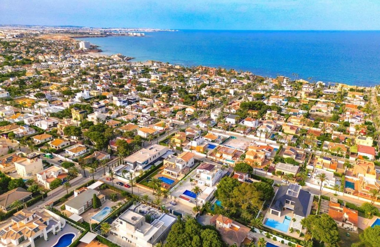 Herverkoop - Villa -
Cabo Roig - Costa Blanca