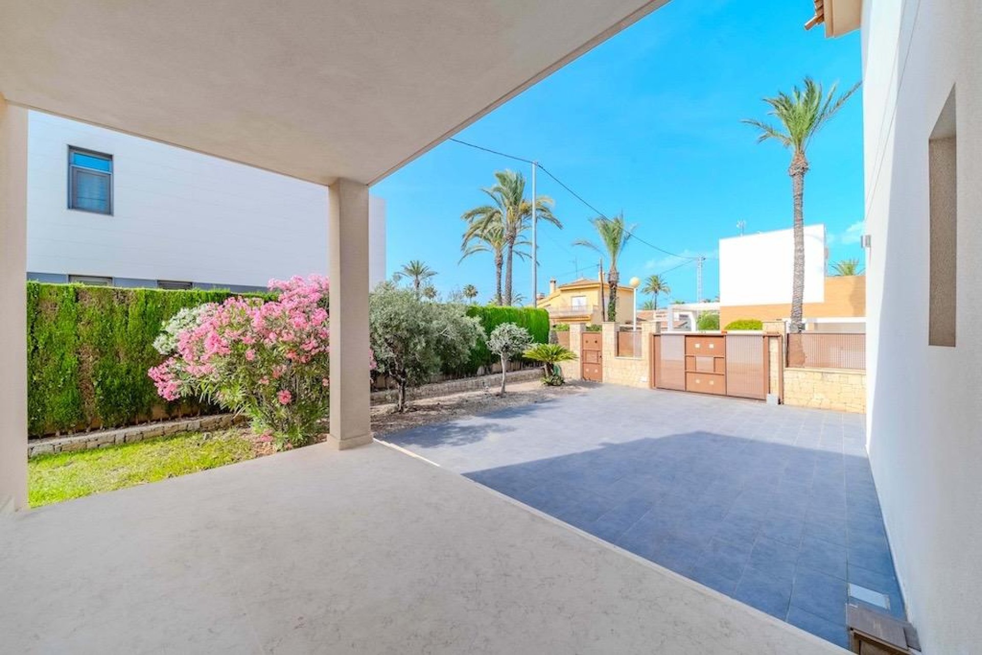 Herverkoop - Villa -
Cabo Roig - Costa Blanca