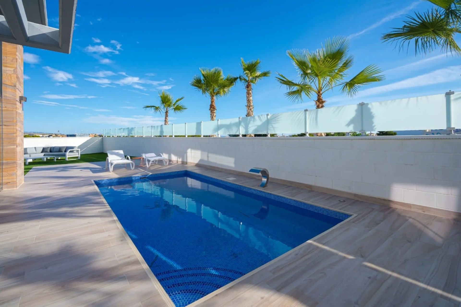Herverkoop - Villa -
Cabo Roig - Costa Blanca