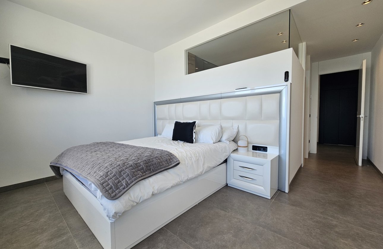 Herverkoop - Villa -
Cabo Roig - Costa Blanca