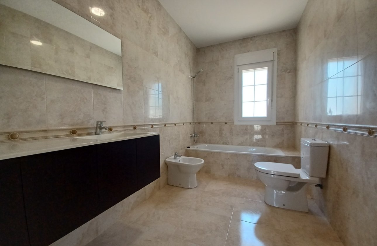 Herverkoop - Villa -
Cabo Roig - Costa Blanca