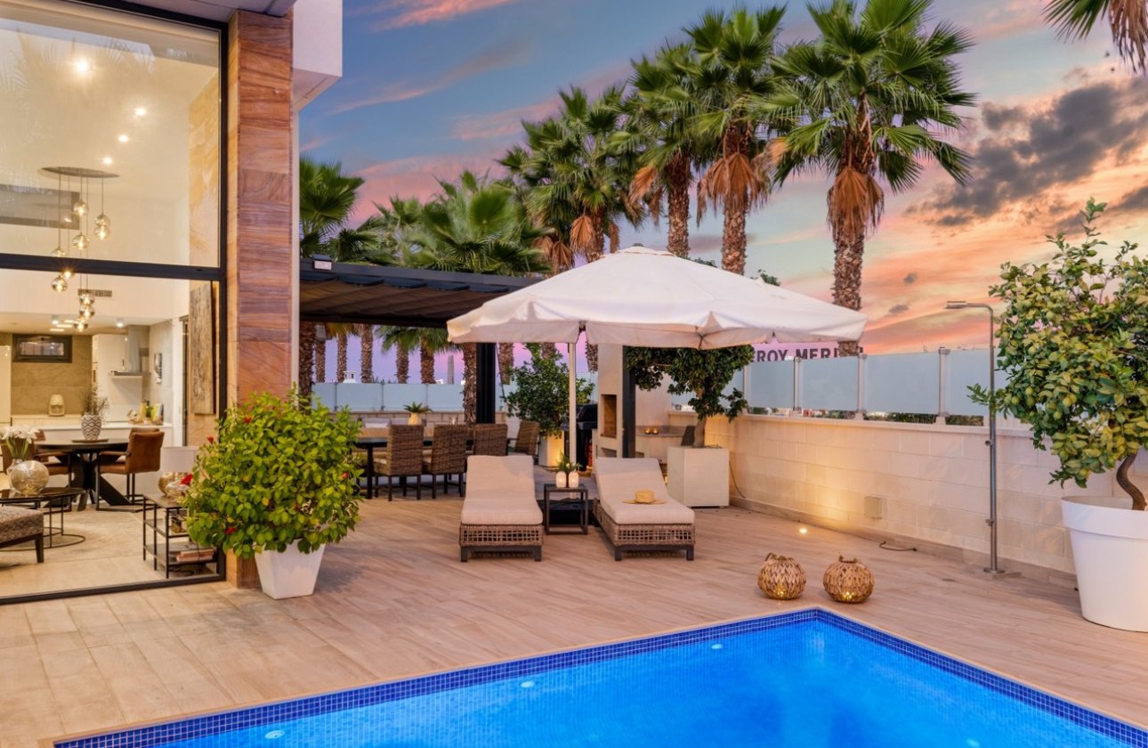 Herverkoop - Villa -
Cabo Roig - Costa Blanca