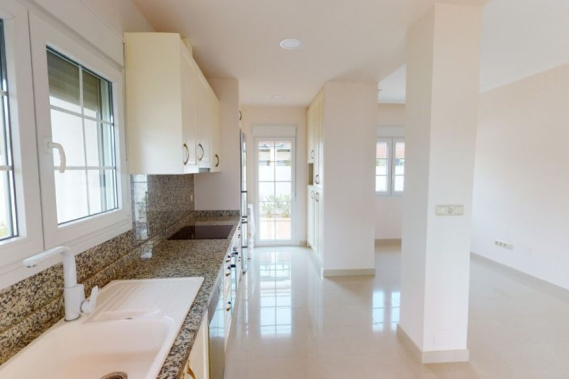 Herverkoop - Villa -
Cabo Roig - Costa Blanca