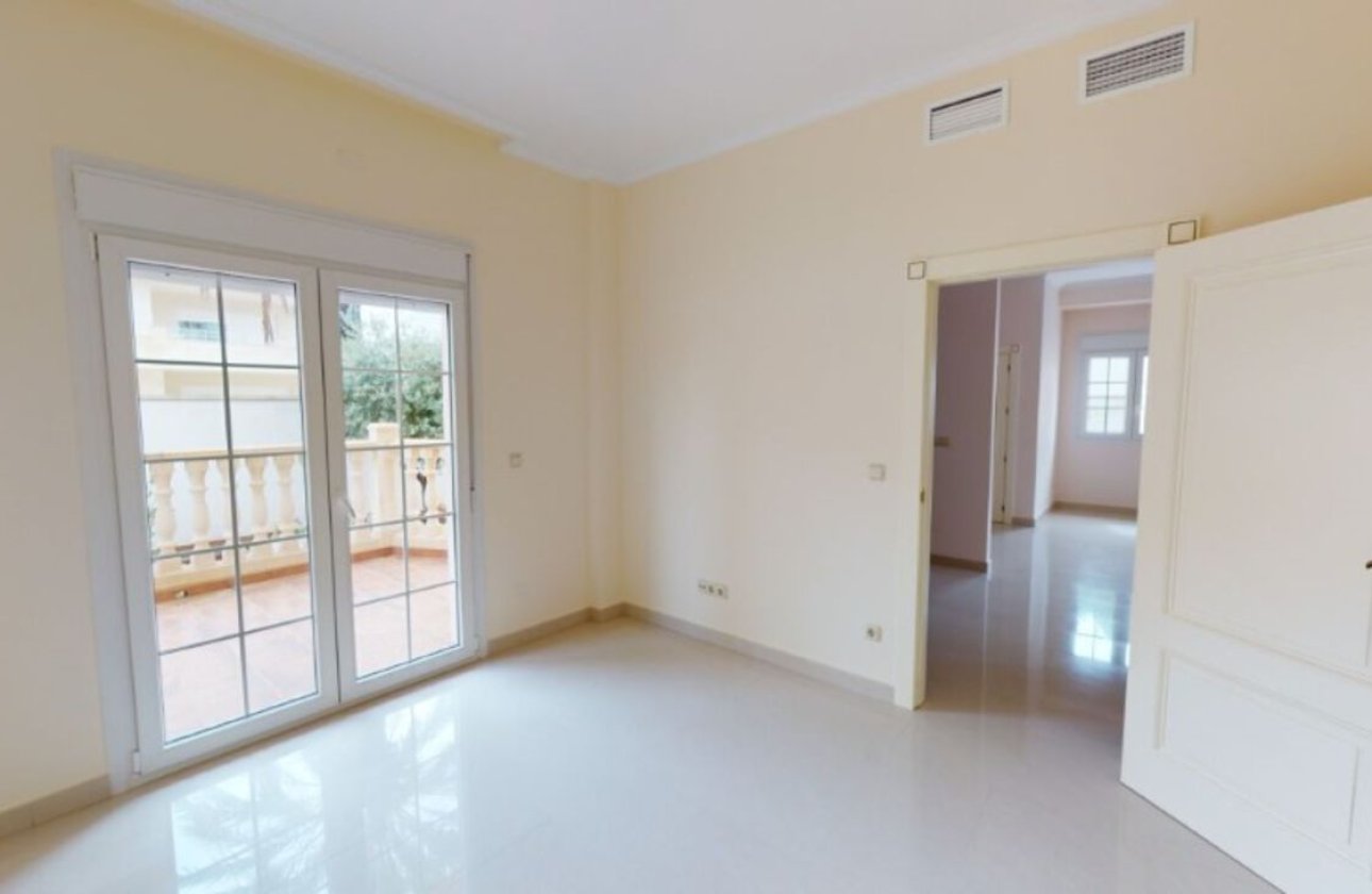 Herverkoop - Villa -
Cabo Roig - Costa Blanca