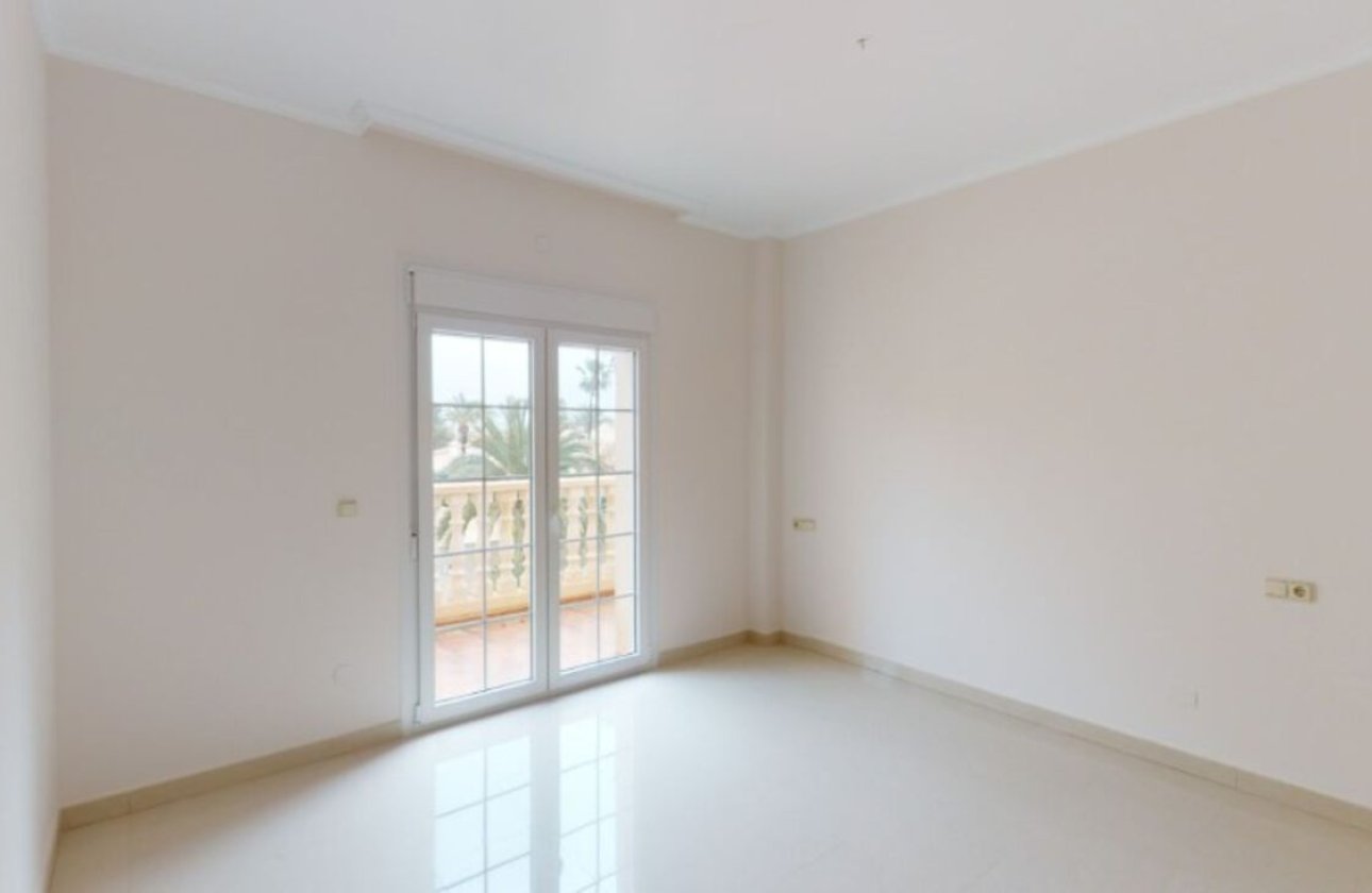 Herverkoop - Villa -
Cabo Roig - Costa Blanca