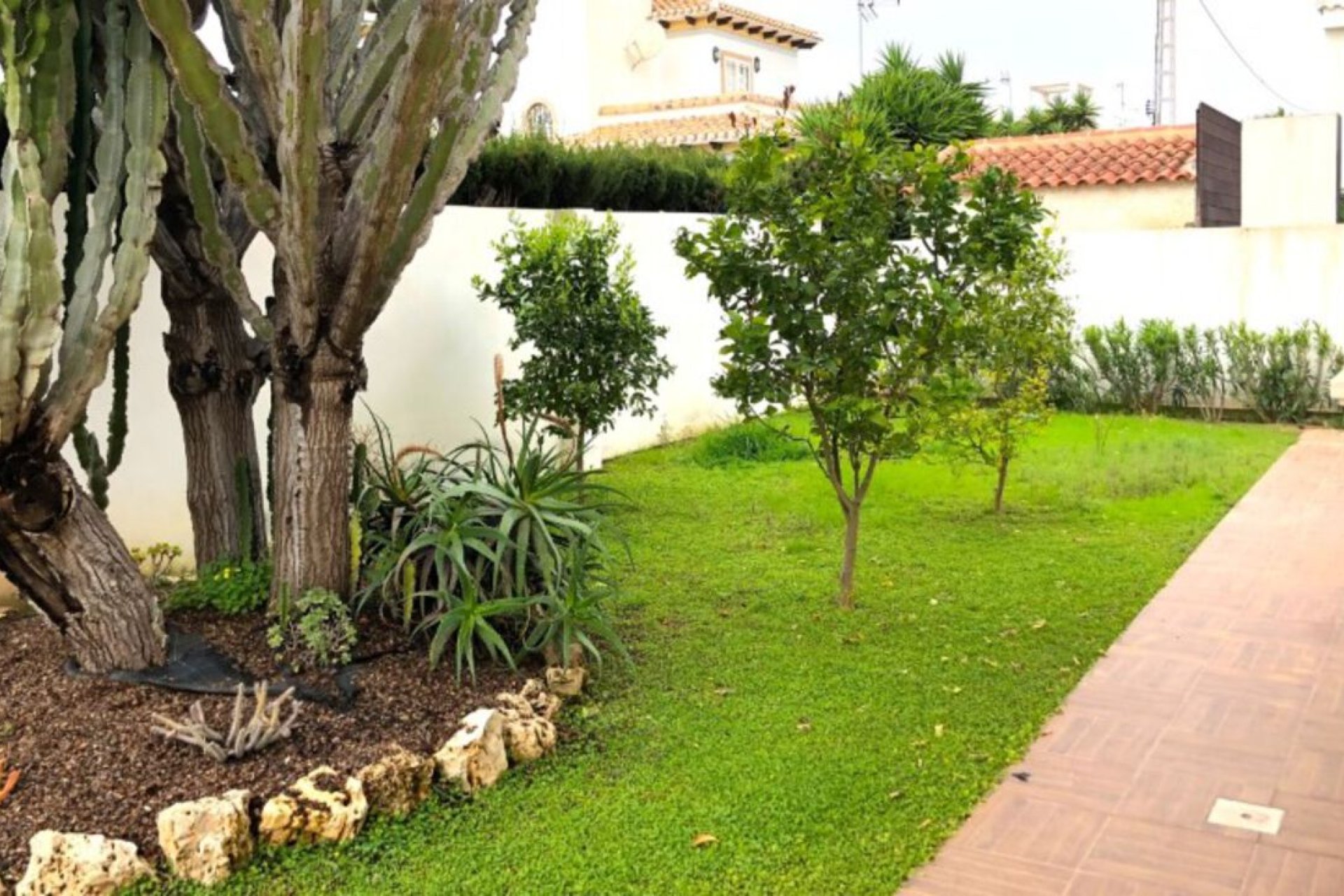 Herverkoop - Villa -
Cabo Roig - Costa Blanca