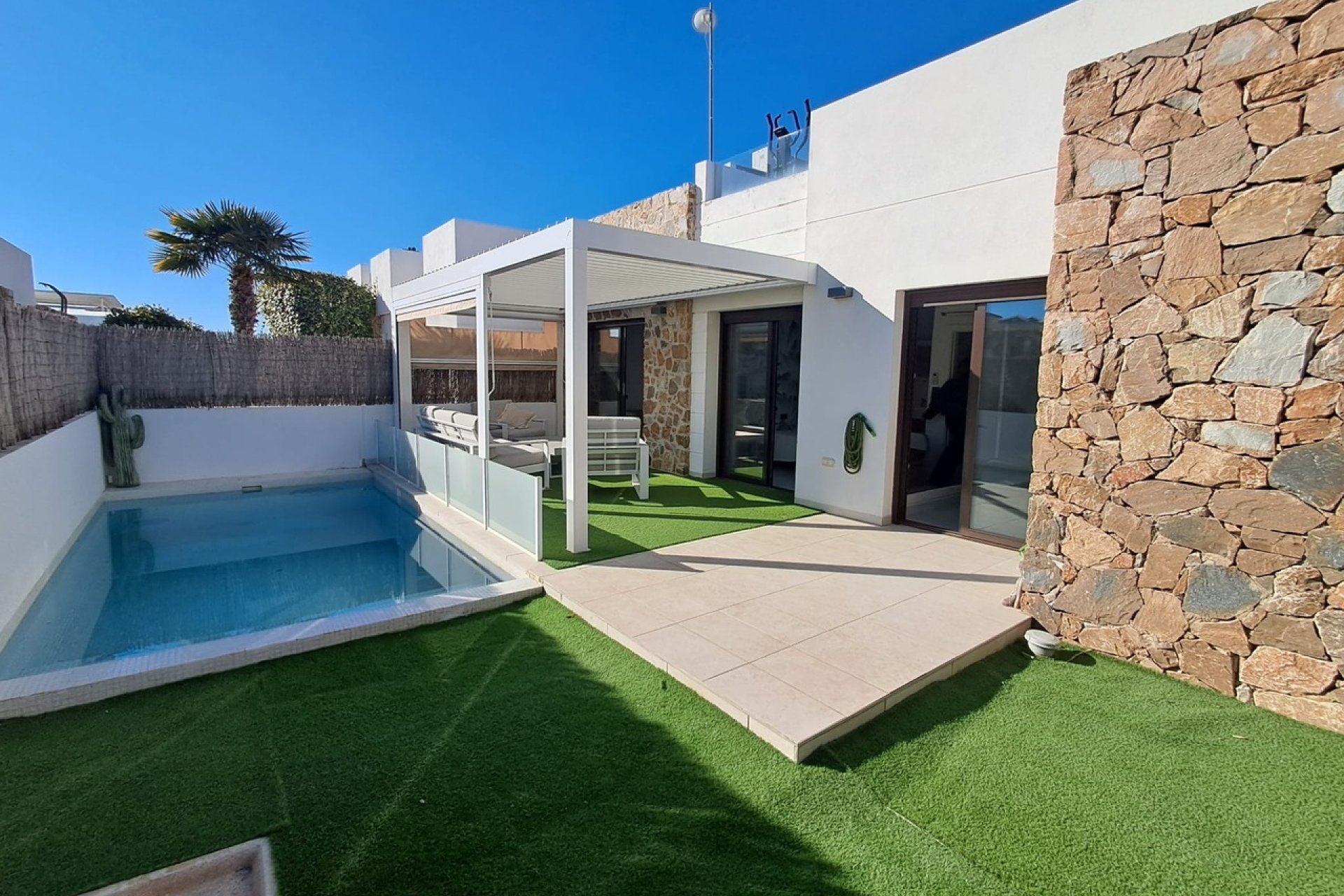 Herverkoop - Villa -
Cabo Roig - Costa Blanca