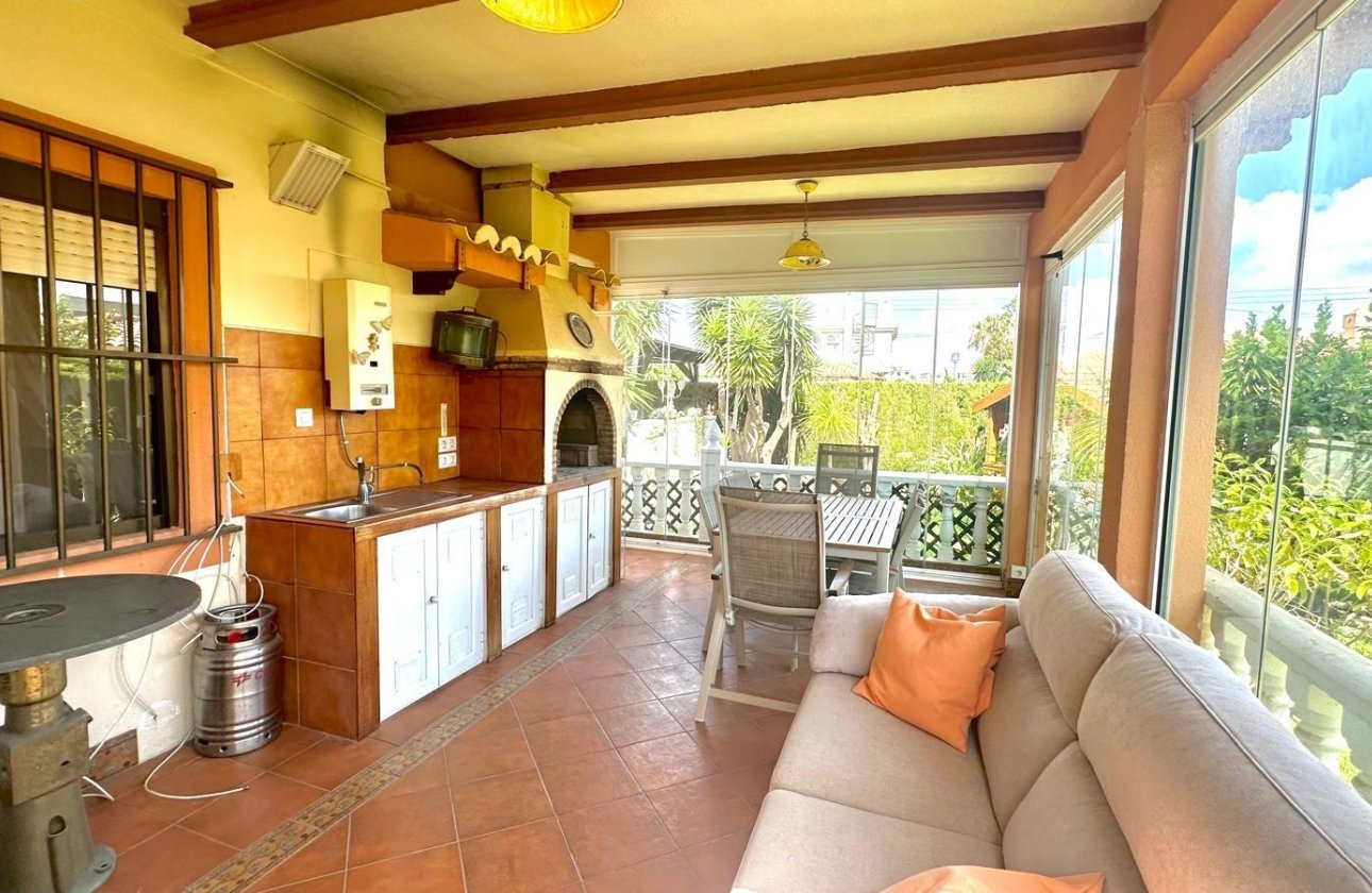 Herverkoop - Villa -
Cabo Roig - Costa Blanca