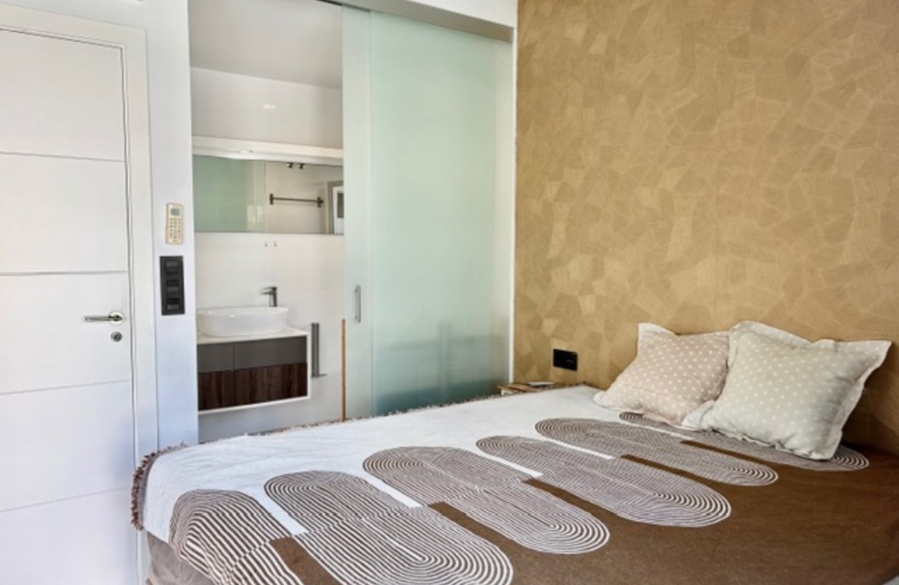 Herverkoop - Villa -
Cabo Roig - Costa Blanca