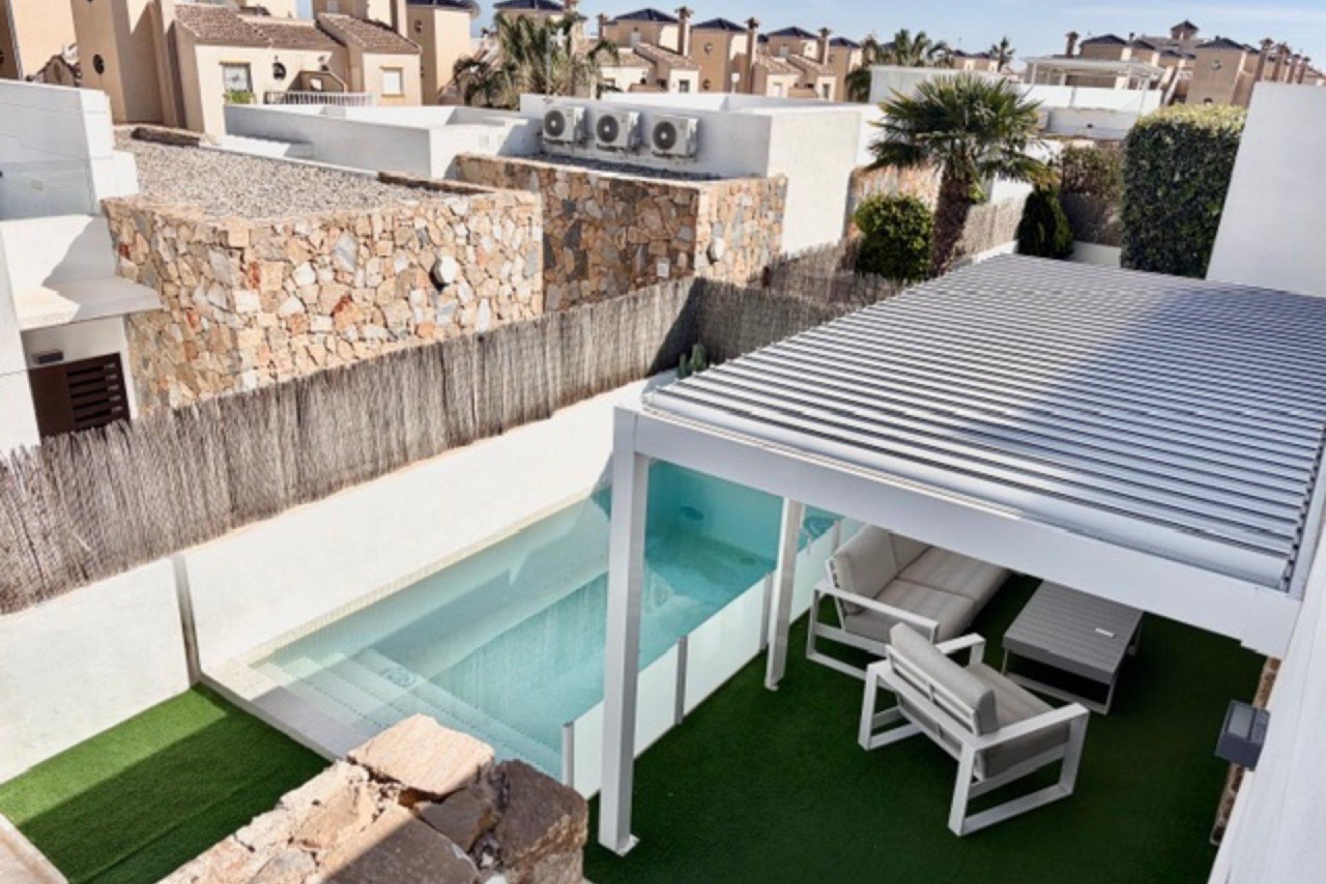 Herverkoop - Villa -
Cabo Roig - Costa Blanca