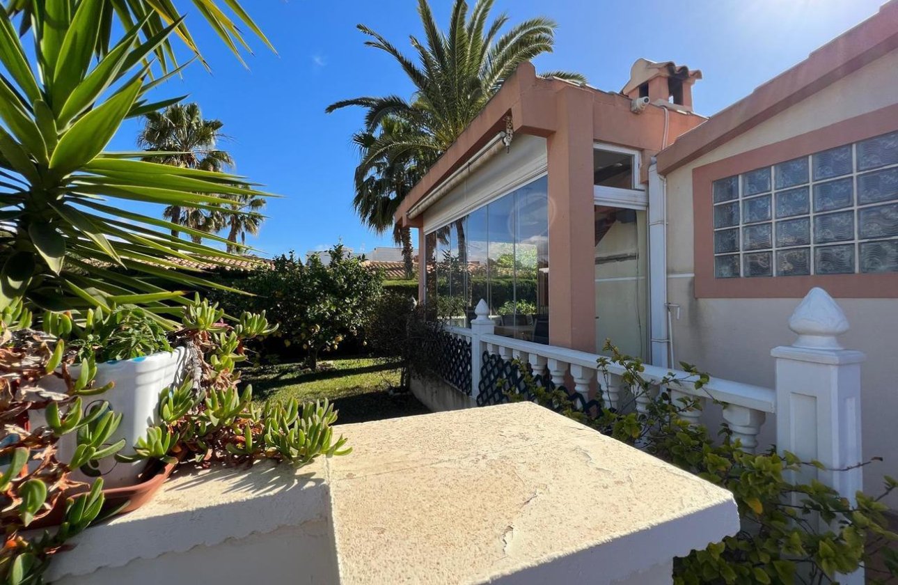 Herverkoop - Villa -
Cabo Roig - Costa Blanca
