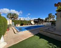 Herverkoop - Villa -
Cabo Roig - Costa Blanca
