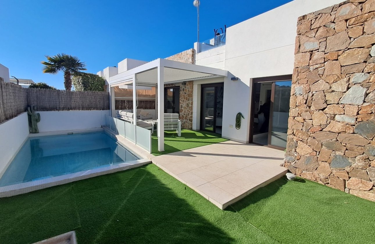 Herverkoop - Villa -
Cabo Roig - Costa Blanca