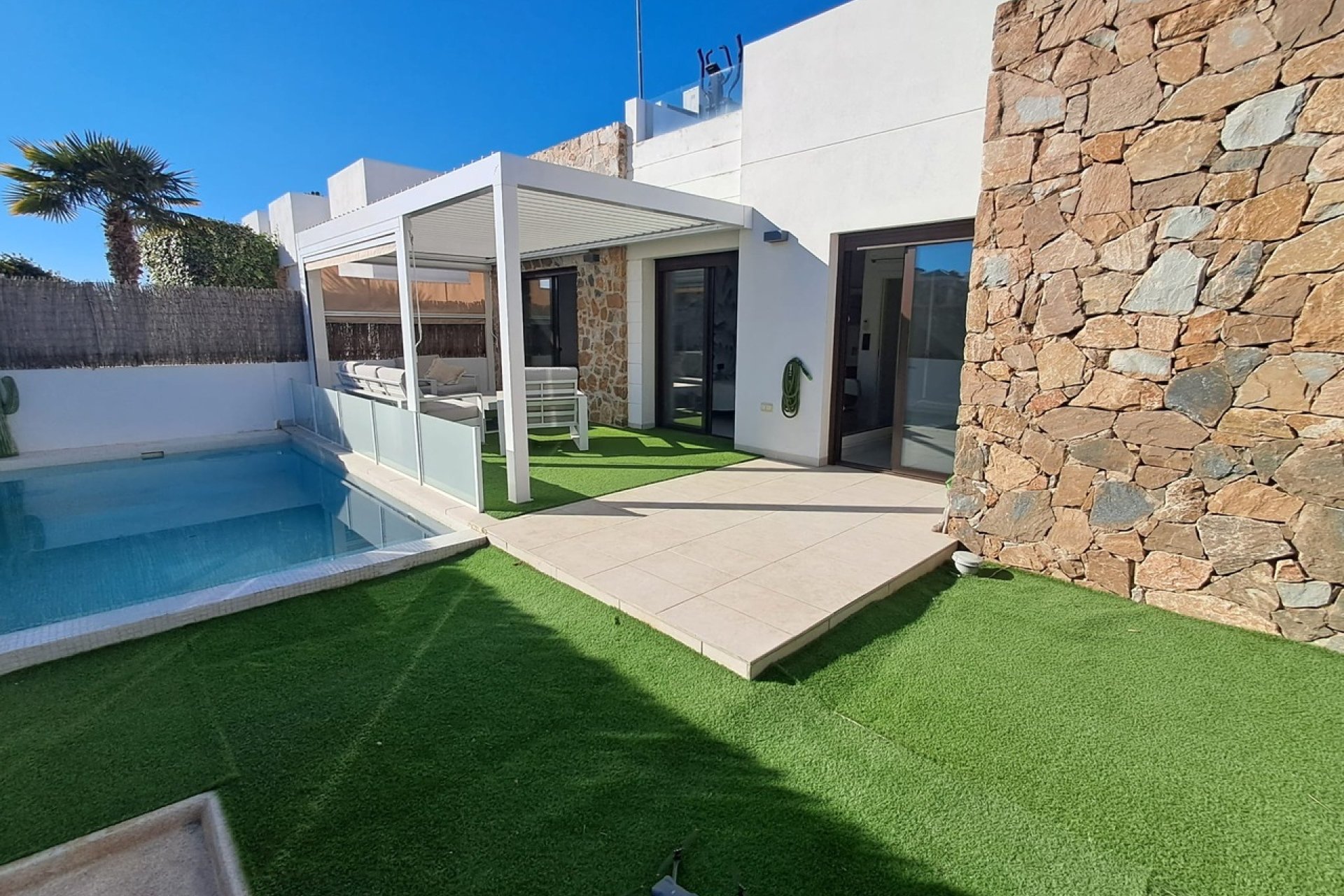 Herverkoop - Villa -
Cabo Roig - Costa Blanca