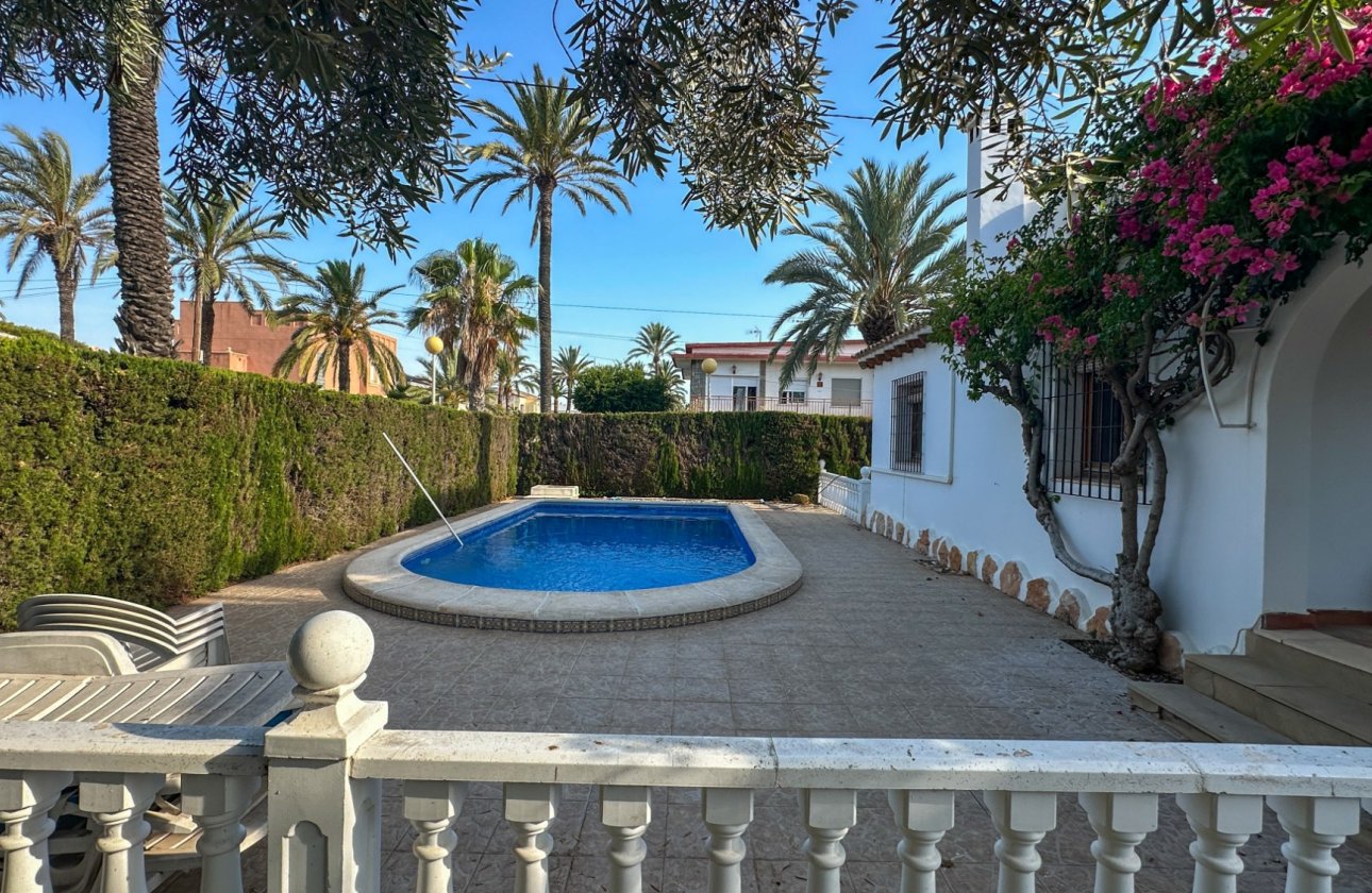Herverkoop - Villa -
Cabo Roig - Costa Blanca