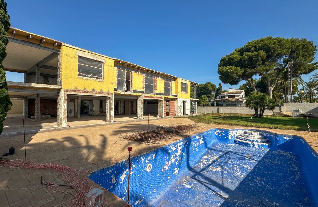 Herverkoop - Villa -
Cabo Roig - Costa Blanca