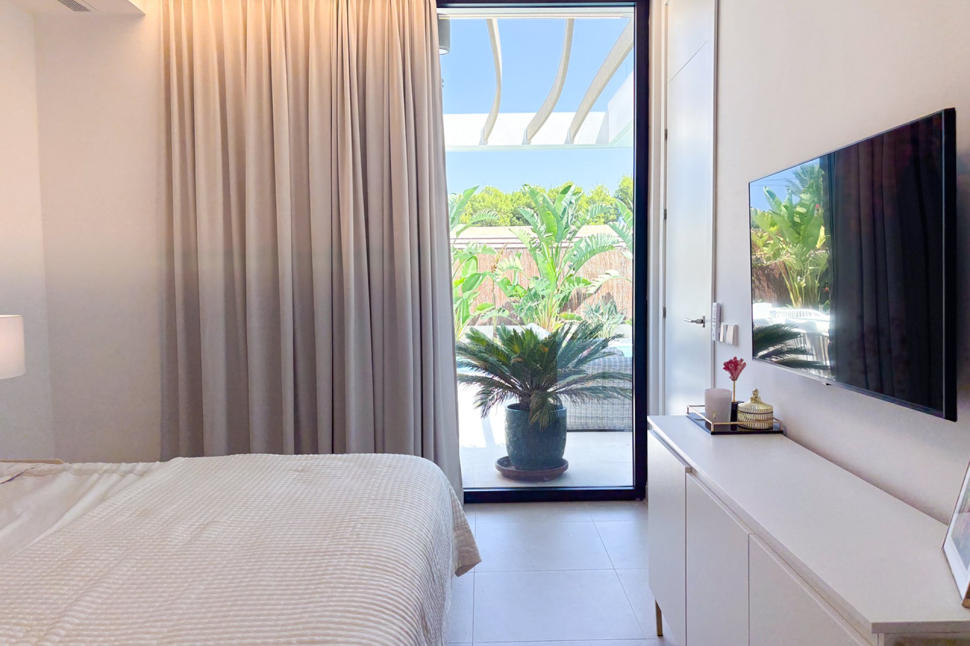Herverkoop - Villa -
Cabo Roig - Costa Blanca