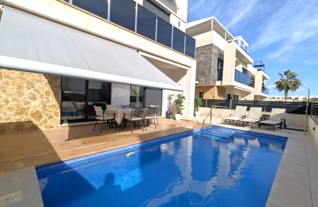 Herverkoop - Villa -
Cabo Roig - Costa Blanca