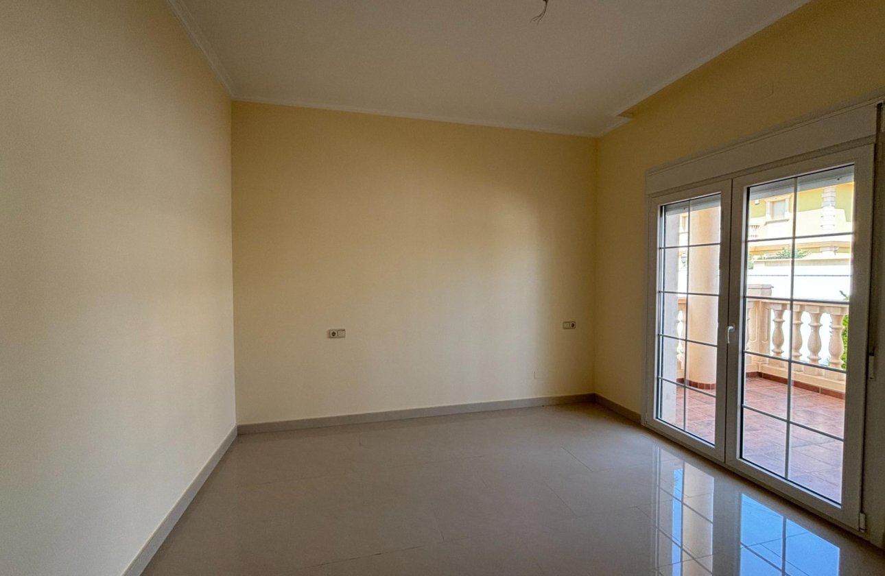 Herverkoop - Villa -
Cabo Roig - Costa Blanca