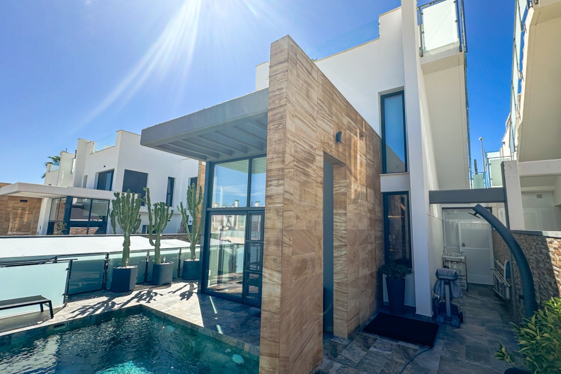 Herverkoop - Villa -
Cabo Roig - Costa Blanca