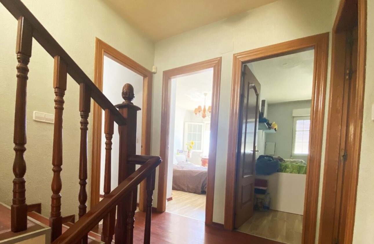 Herverkoop - Villa -
Campoamor - Costa Blanca