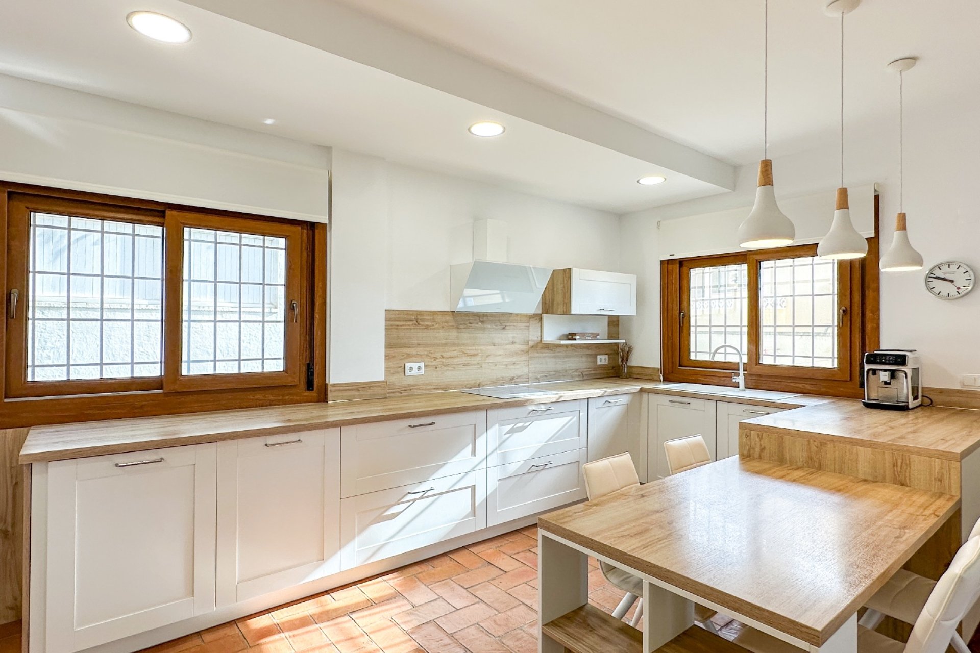 Herverkoop - Villa -
Campoamor - Costa Blanca