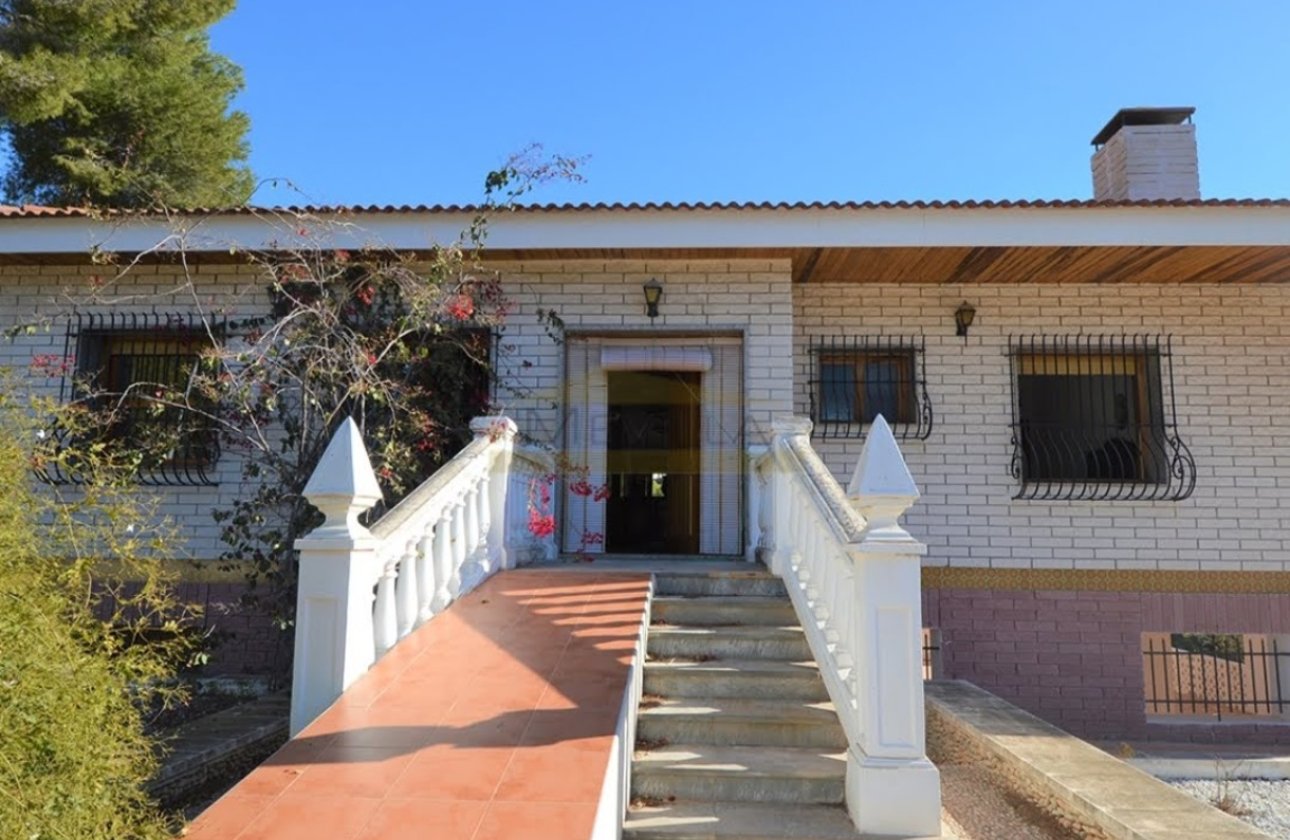 Herverkoop - Villa -
Campoamor - Costa Blanca