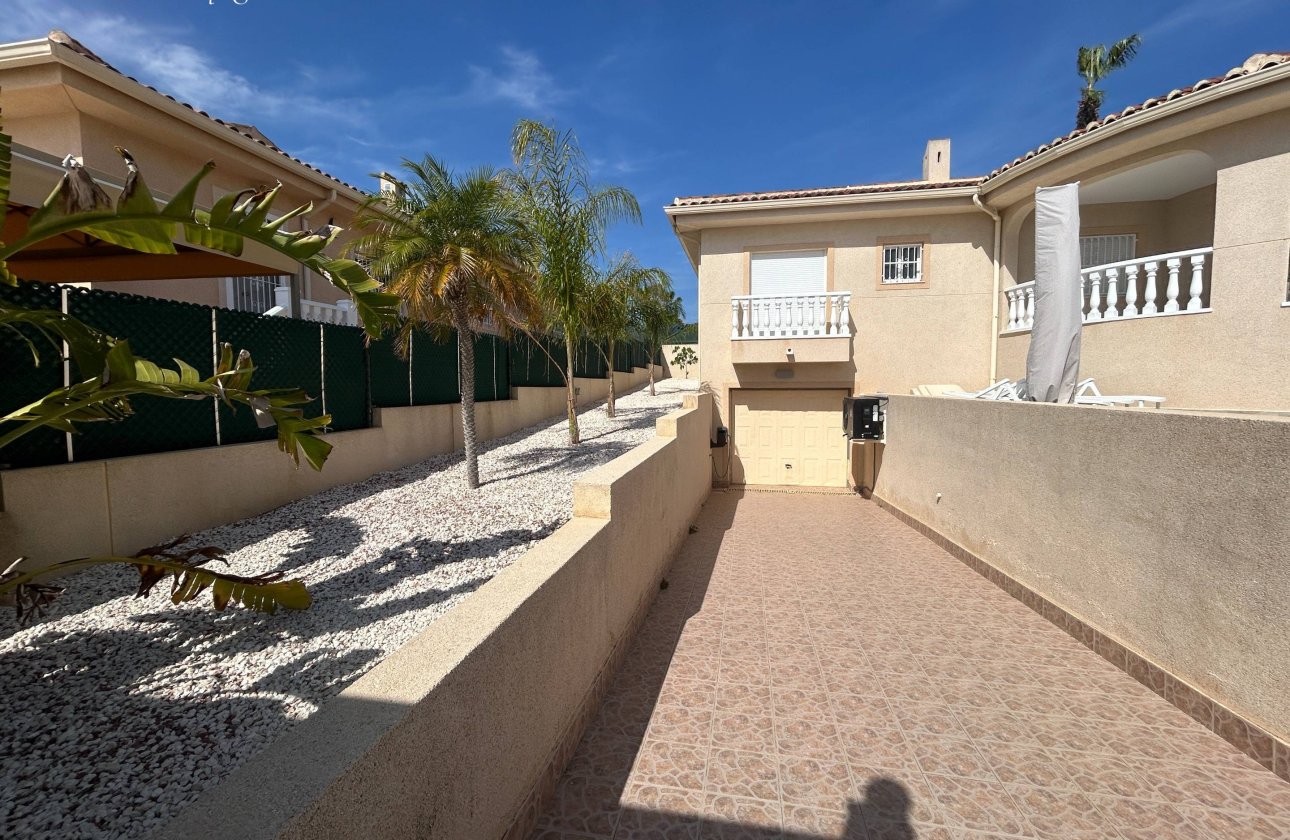 Herverkoop - Villa -
Ciudad Quesada - Benimar