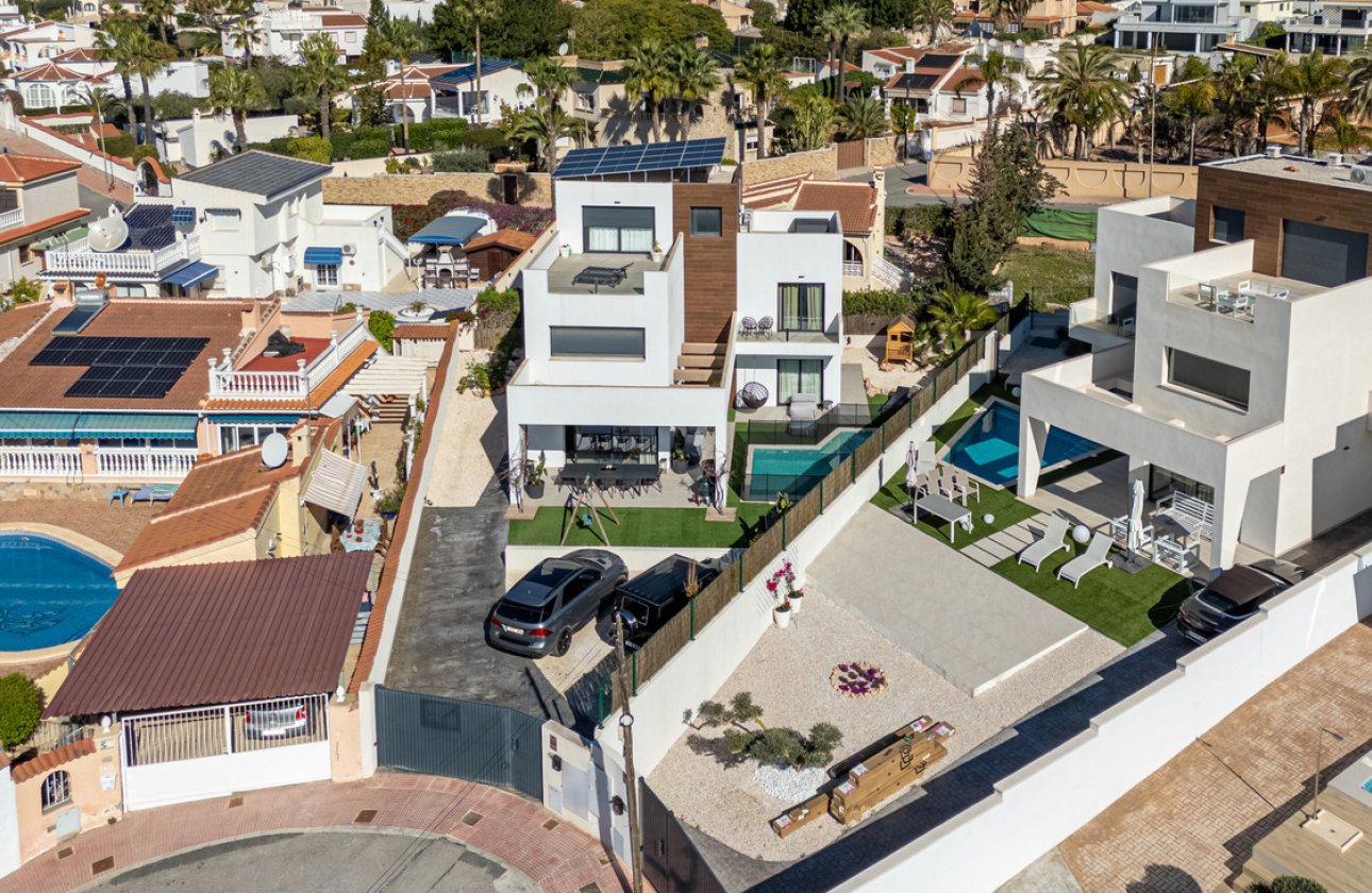 Herverkoop - Villa -
Ciudad Quesada - center