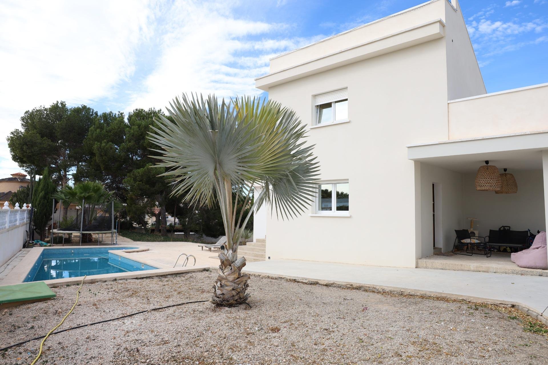 Herverkoop - Villa -
Ciudad Quesada - Costa Blanca Sur