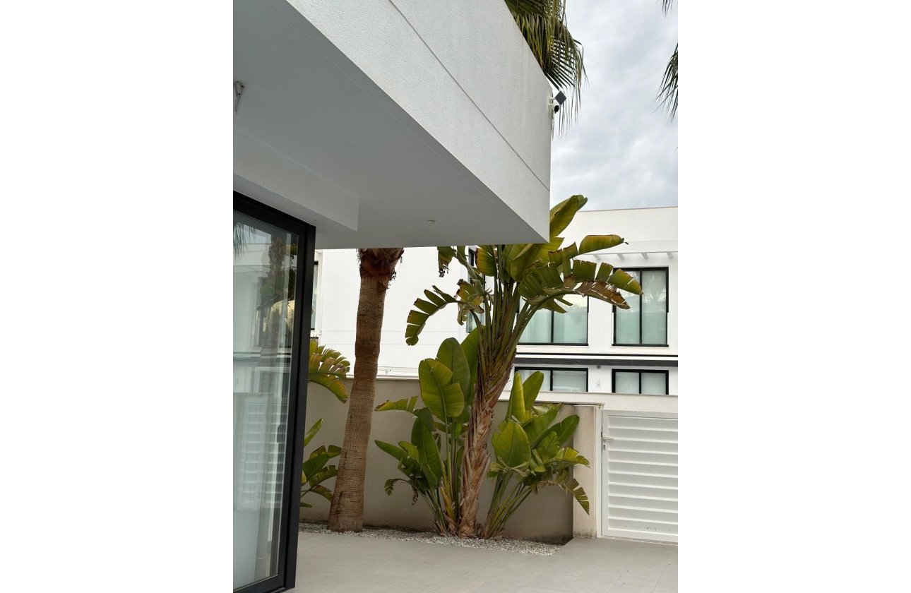 Herverkoop - Villa -
Ciudad Quesada - Costa Blanca Sur