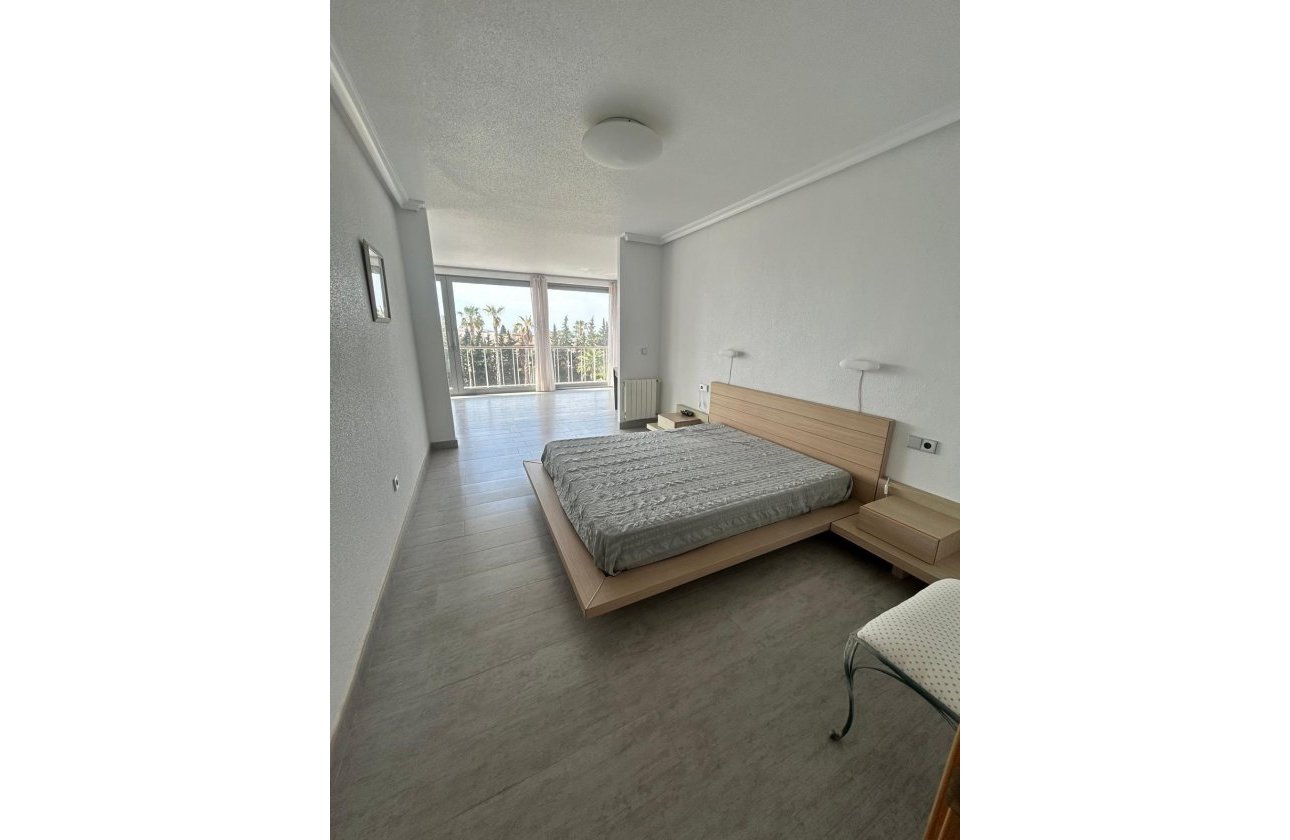 Herverkoop - Villa -
Ciudad Quesada - Costa Blanca Sur