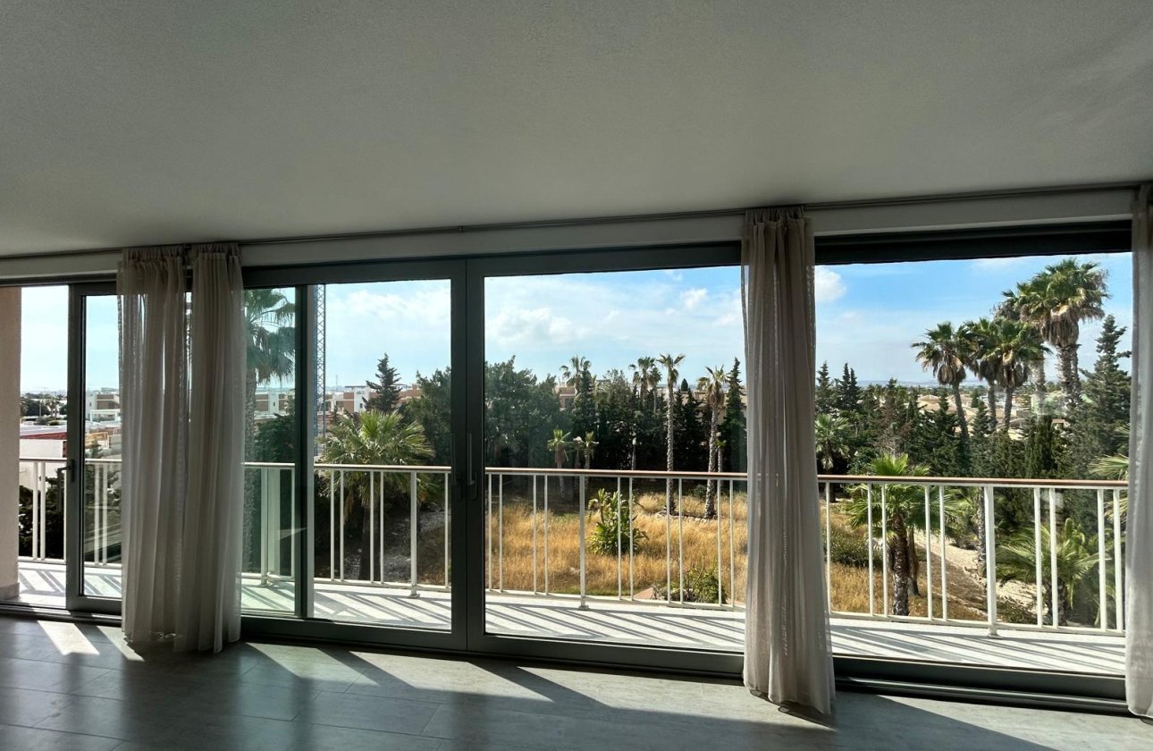 Herverkoop - Villa -
Ciudad Quesada - Costa Blanca Sur