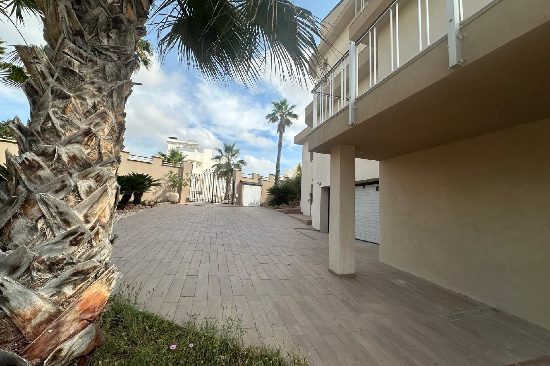 Herverkoop - Villa -
Ciudad Quesada - Costa Blanca Sur