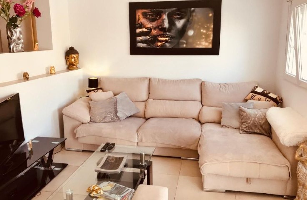 Herverkoop - Villa -
Ciudad Quesada - Costa Blanca