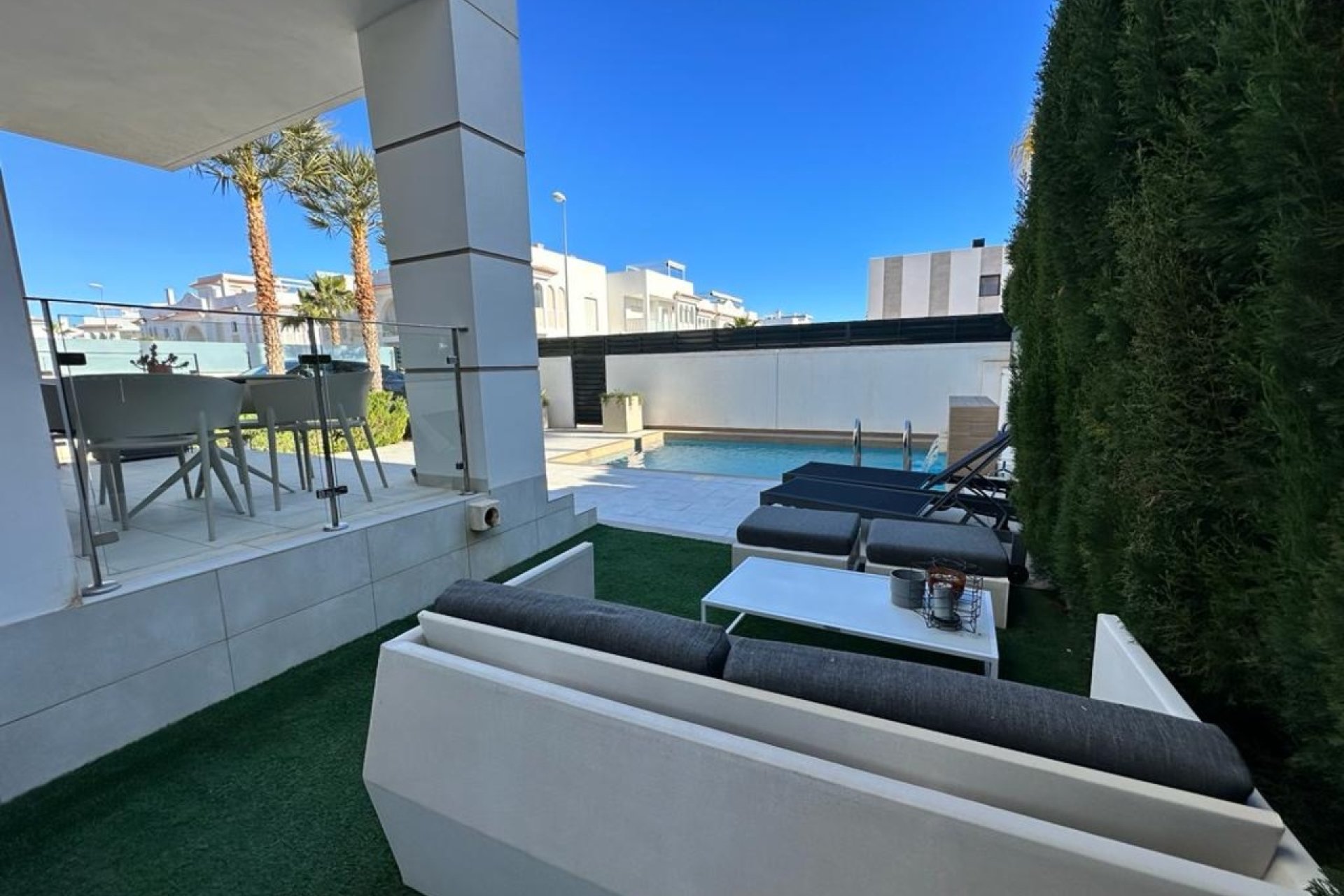 Herverkoop - Villa -
Ciudad Quesada - Costa Blanca