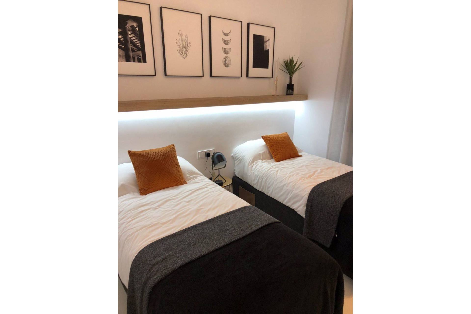 Herverkoop - Villa -
Ciudad Quesada - Costa Blanca