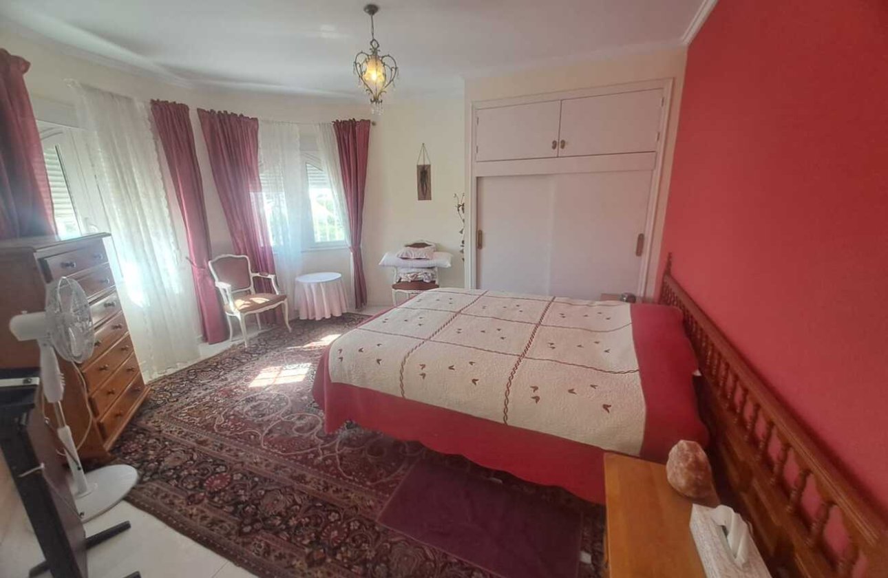 Herverkoop - Villa -
Ciudad Quesada - Costa Blanca