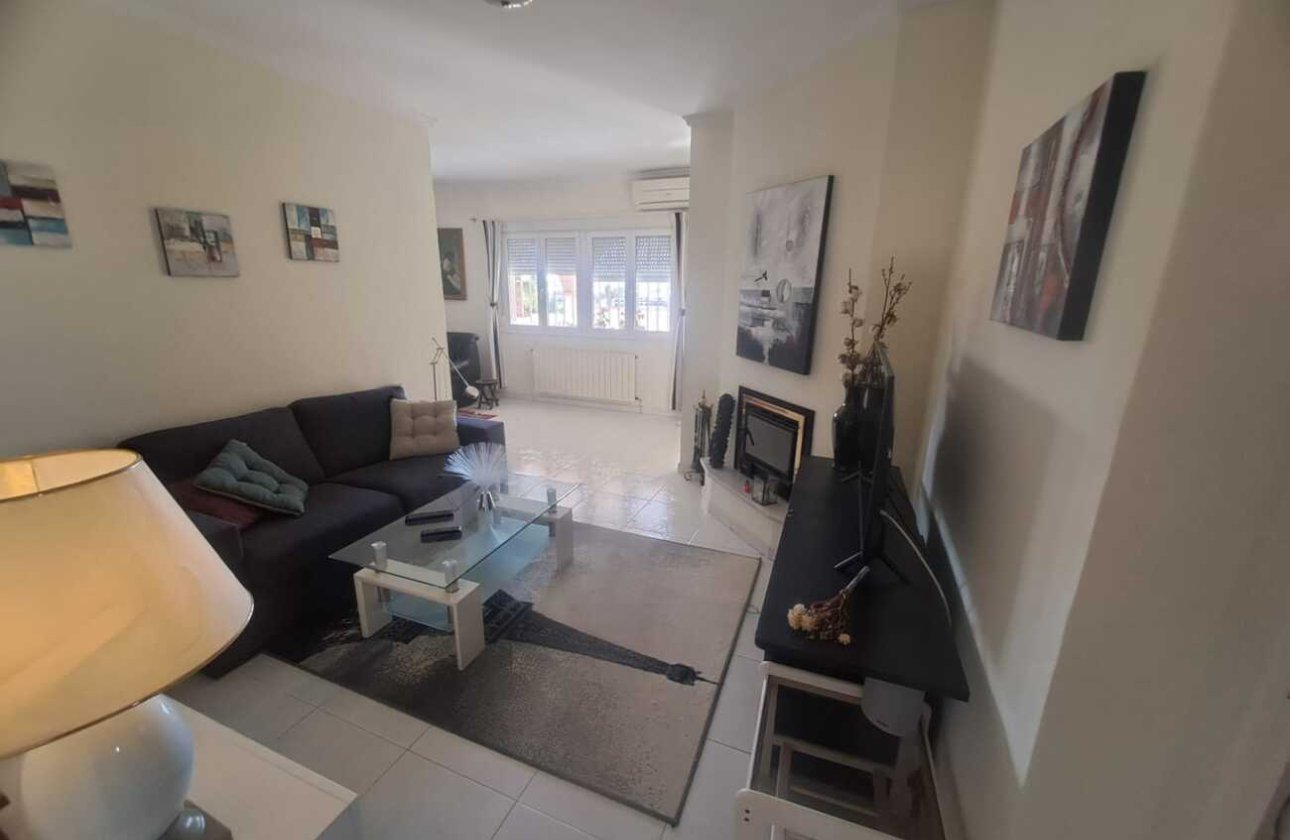 Herverkoop - Villa -
Ciudad Quesada - Costa Blanca