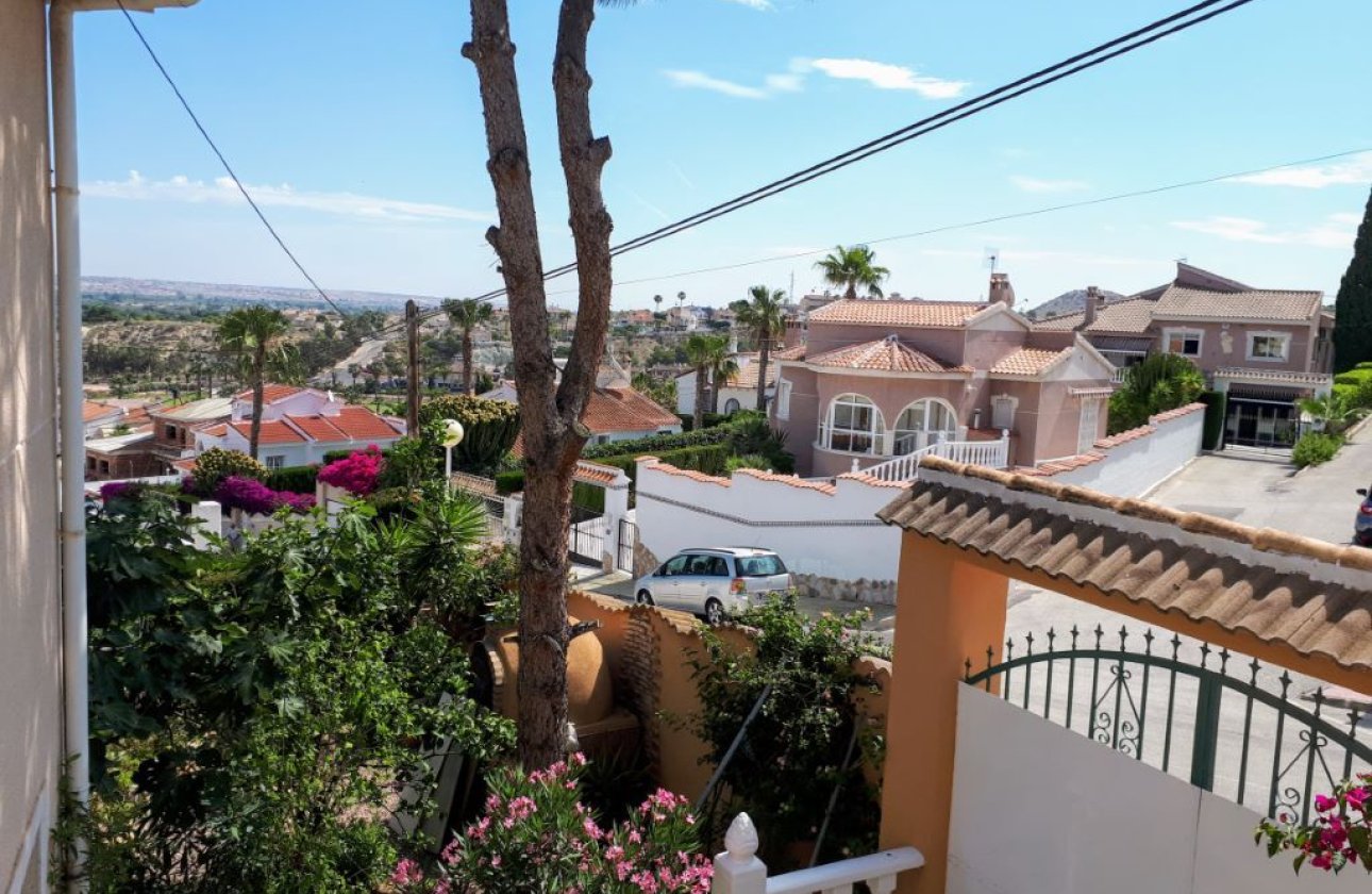 Herverkoop - Villa -
Ciudad Quesada - Costa Blanca