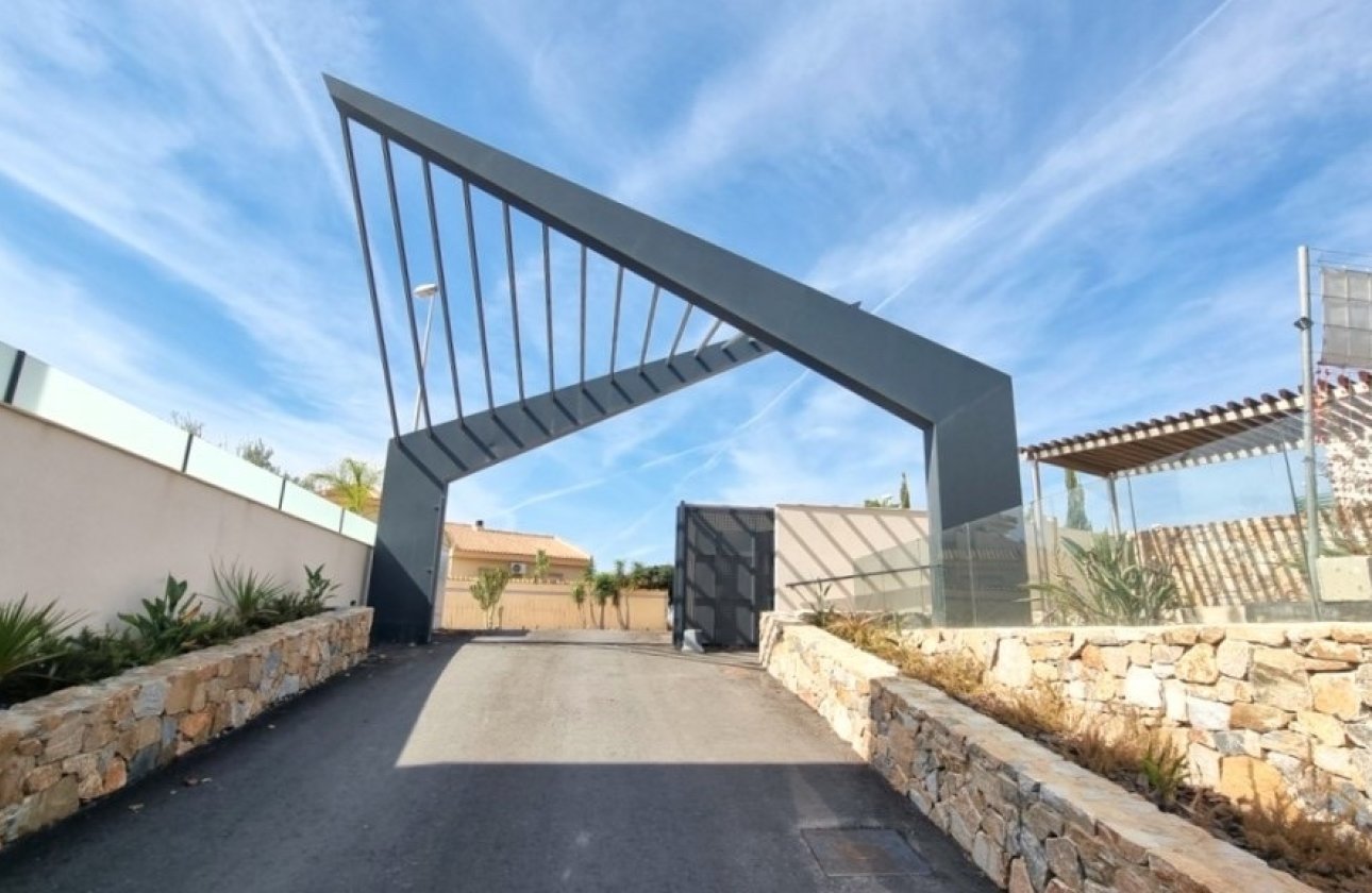 Herverkoop - Villa -
Ciudad Quesada - Costa Blanca