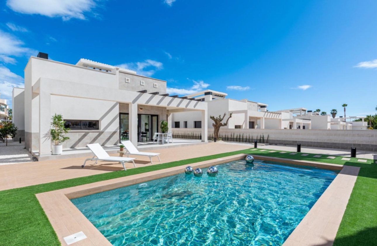 Herverkoop - Villa -
Ciudad Quesada - Costa Blanca