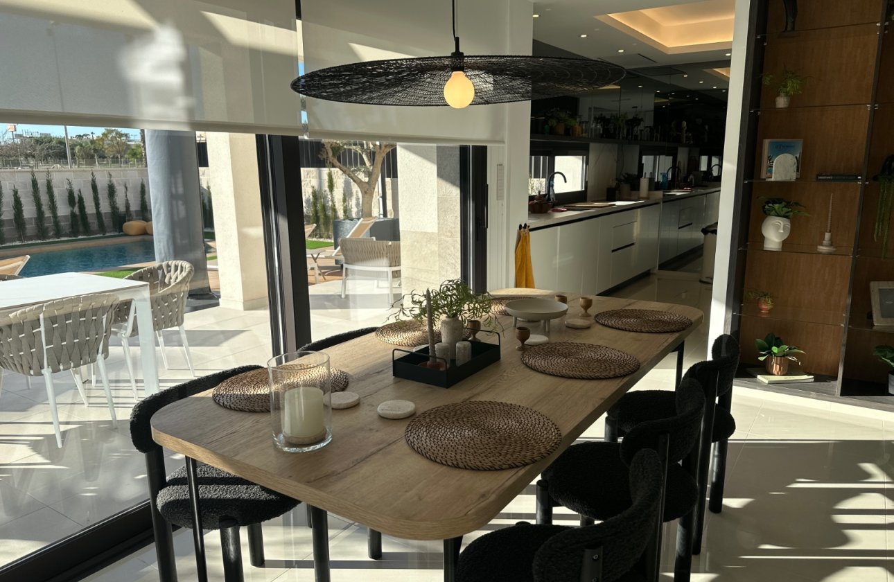 Herverkoop - Villa -
Ciudad Quesada - Costa Blanca