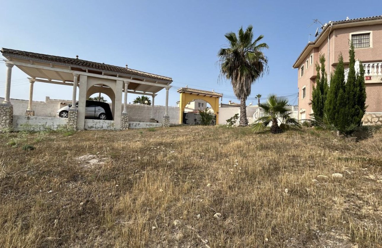 Herverkoop - Villa -
Ciudad Quesada - Costa Blanca