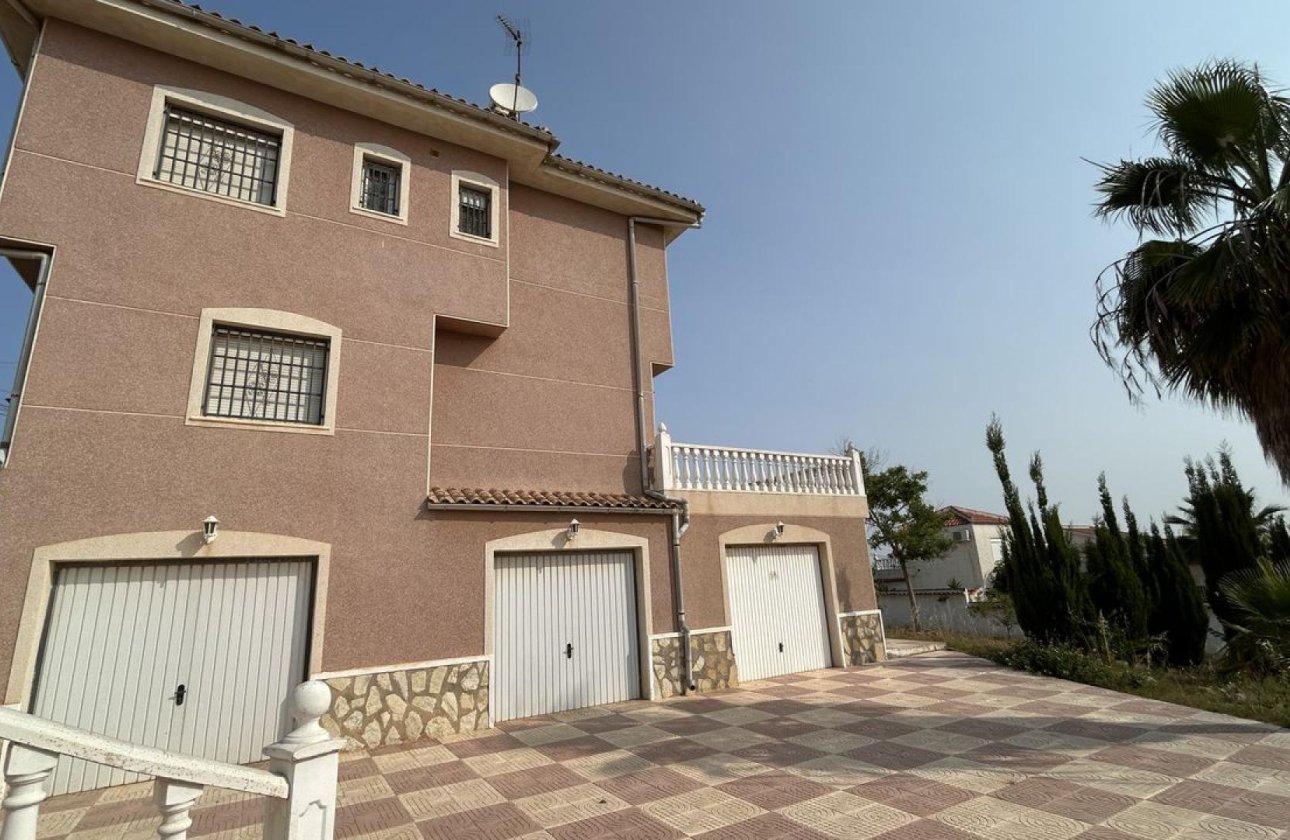 Herverkoop - Villa -
Ciudad Quesada - Costa Blanca